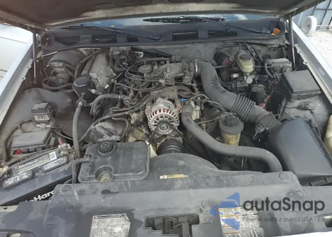 1999 Mercury Grand Marquis Gs z USA, uszkodzony, nr VIN 2MEFM74WXXX635856